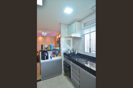Apartamento à venda com 60m², 2 quartos e 1 vagaCozinha