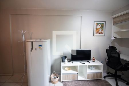 Apartamento para alugar com 27m², 1 quarto e 1 vaga Apartamento para alugar com 27m², 1 quarto e 1 vagaEscritório