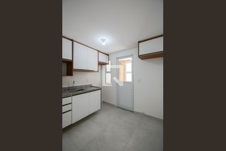 Apartamento à venda com 58m², 2 quartos e 1 vaga Apartamento à venda com 58m², 2 quartos e 1 vagaCozinha - Armários
