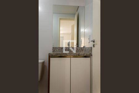 Apartamento à venda com 58m², 2 quartos e 1 vagaBanheiro da Suíte 1