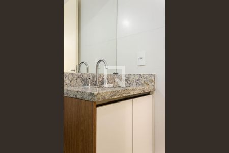 Apartamento à venda com 58m², 2 quartos e 1 vagaBanheiro da Suíte 1