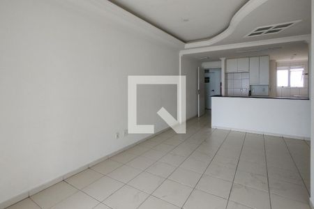 Sala de apartamento para alugar com 3 quartos, 91m² em Mirim, Praia Grande