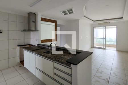 Sala de apartamento para alugar com 3 quartos, 91m² em Mirim, Praia Grande