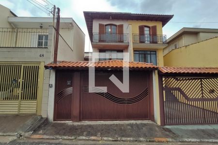Casa para alugar com 175m², 3 quartos e 2 vagasFachada