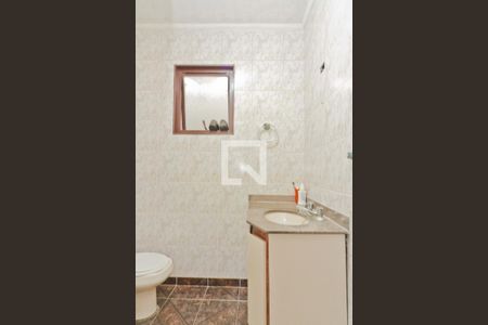 Casa para alugar com 175m², 3 quartos e 2 vagasBanheiro da Suíte 2