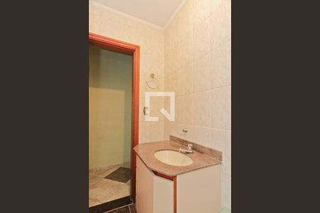 Lavabo de casa para alugar com 3 quartos, 175m² em Parque Sao Domingos, São Paulo