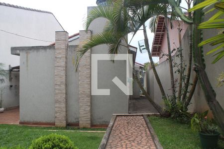 Casa para alugar com 140m², 4 quartos e 1 vagaQuintal