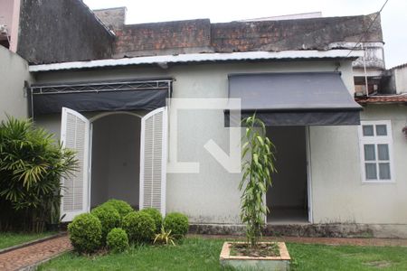 Casa para alugar com 140m², 4 quartos e 1 vagaQuintal