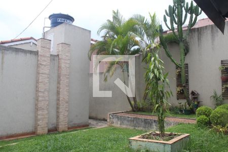 Casa para alugar com 140m², 4 quartos e 1 vagaQuintal