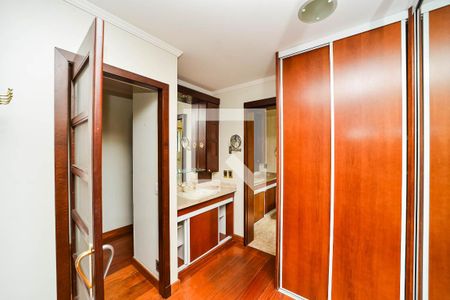 Apartamento para alugar com 518m², 5 quartos e 3 vagas Apartamento para alugar com 518m², 5 quartos e 3 vagasCloset da Suíte 1