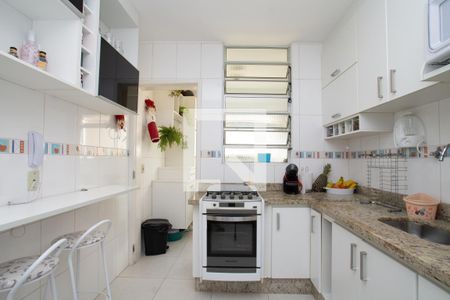 Apartamento à venda com 55m², 2 quartos e 1 vagaCozinha