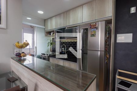 Apartamento à venda com 42m², 2 quartos e 1 vaga Apartamento à venda com 42m², 2 quartos e 1 vagaCozinha e Área de Serviço