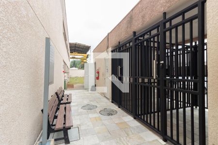 Apartamento à venda com 42m², 2 quartos e 1 vaga Apartamento à venda com 42m², 2 quartos e 1 vagaFachada e portaria