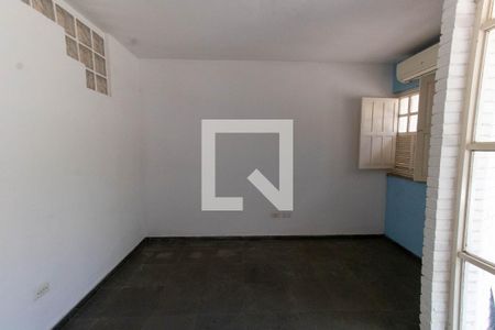 Sala de casa de condomínio para alugar com 2 quartos, 60m² em Itaipu, Niterói