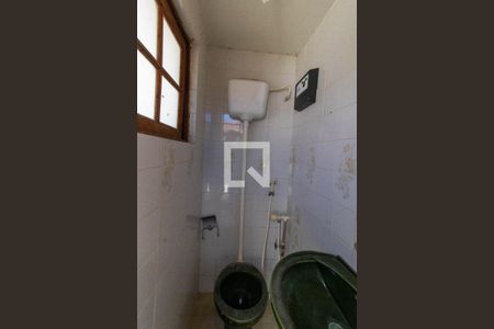 Casa de condomínio para alugar com 60m², 2 quartos e 1 vaga Casa de condomínio para alugar com 60m², 2 quartos e 1 vagaBanheiro Externo