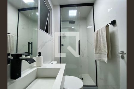 Banheiro de apartamento para alugar com 2 quartos, 47m² em Piedade, Rio de Janeiro