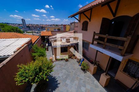 Casa à venda com 250m², 4 quartos e 4 vagasQuintal Casa 2