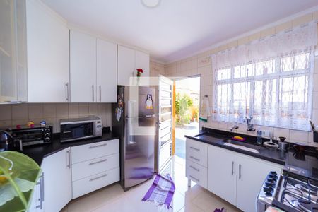 Casa à venda com 250m², 4 quartos e 4 vagasCozinha 2