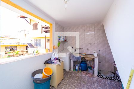 Casa à venda com 250m², 4 quartos e 4 vagasÁrea de Serviço 2