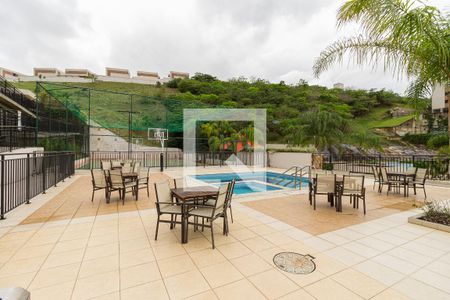 Apartamento para alugar com 69m², 2 quartos e 2 vagas Apartamento para alugar com 69m², 2 quartos e 2 vagasÁrea comum - Piscina