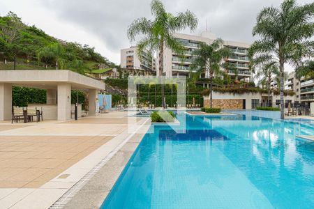 Apartamento para alugar com 69m², 2 quartos e 2 vagas Apartamento para alugar com 69m², 2 quartos e 2 vagasÁrea comum - Piscina