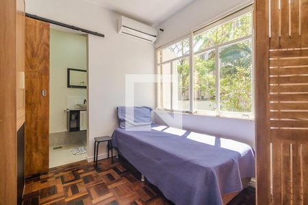 Sala/Quarto de kitnet/studio para alugar com 1 quarto, 36m² em Azenha, Porto Alegre
