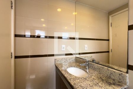 Apartamento à venda com 64m², 2 quartos e 1 vagaBanheiro do quarto 1