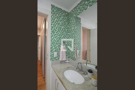 Apartamento à venda com 106m², 3 quartos e 2 vagasBanheiro da Suíte