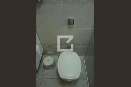 Casa à venda com 105m², 3 quartos e 1 vagaBanheiro