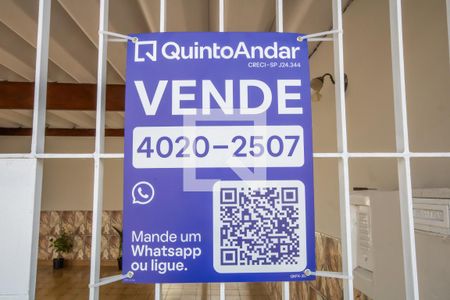 Casa à venda com 300m², 3 quartos e 2 vagas Casa à venda com 300m², 3 quartos e 2 vagasPlaca