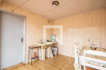 Casa à venda com 300m², 3 quartos e 2 vagas Casa à venda com 300m², 3 quartos e 2 vagasÁrea de Serviço