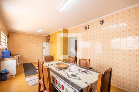 Casa à venda com 300m², 3 quartos e 2 vagas Casa à venda com 300m², 3 quartos e 2 vagasCozinha