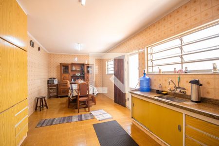 Casa à venda com 300m², 3 quartos e 2 vagas Casa à venda com 300m², 3 quartos e 2 vagasCozinha