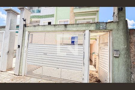 Apartamento para alugar com 100m², 2 quartos e 1 vaga Apartamento para alugar com 100m², 2 quartos e 1 vagaFachada