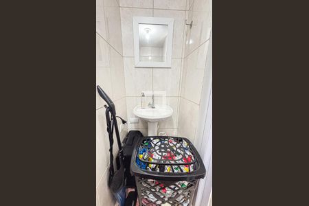 Apartamento para alugar com 100m², 2 quartos e 1 vaga Apartamento para alugar com 100m², 2 quartos e 1 vagaCobertura - Banheiro