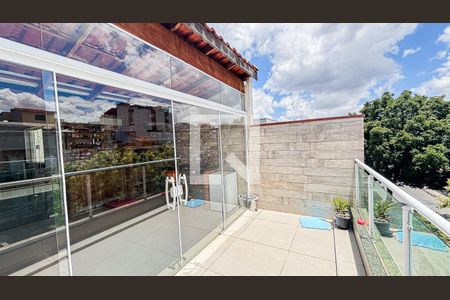 Apartamento para alugar com 100m², 2 quartos e 1 vaga Apartamento para alugar com 100m², 2 quartos e 1 vagaCobertura