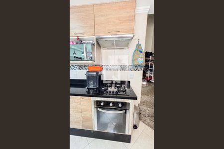 Apartamento para alugar com 100m², 2 quartos e 1 vaga Apartamento para alugar com 100m², 2 quartos e 1 vagaCozinha