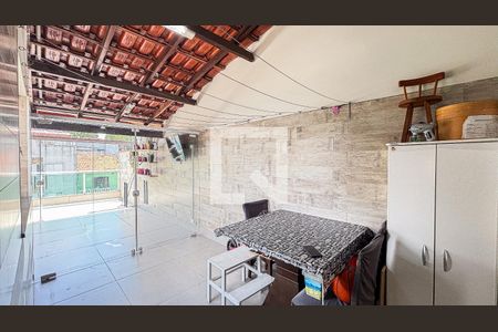 Apartamento para alugar com 100m², 2 quartos e 1 vaga Apartamento para alugar com 100m², 2 quartos e 1 vagaCobertura