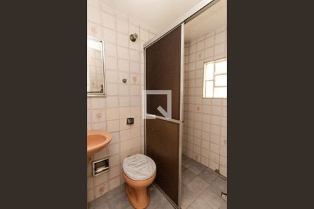 Banheiro de casa para alugar com 1 quarto, 60m² em Jardim Brasil (zona Norte), São Paulo