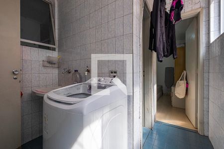 Apartamento à venda com 107m², 3 quartos e 1 vagaÁrea de Serviço