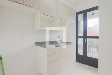 Cozinha de apartamento para alugar com 1 quarto, 44m² em Butantã, São Paulo
