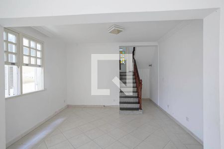 Sala 2 de casa à venda com 3 quartos, 150m² em Ouro Preto, Belo Horizonte