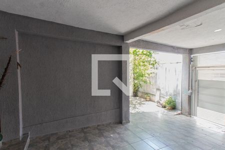 Casa à venda com 160m², 2 quartos e 2 vagas Casa à venda com 160m², 2 quartos e 2 vagasGaragem