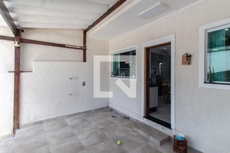 Casa à venda com 160m², 2 quartos e 2 vagas Casa à venda com 160m², 2 quartos e 2 vagasCasa 2 - Área de Serviço