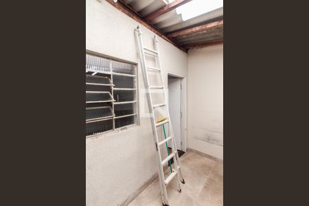 Casa à venda com 160m², 2 quartos e 2 vagas Casa à venda com 160m², 2 quartos e 2 vagasCasa 1 - Área de Serviço