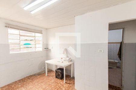 Casa à venda com 160m², 2 quartos e 2 vagas Casa à venda com 160m², 2 quartos e 2 vagasCasa 1 - Cozinha