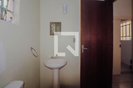 Casa à venda com 150m², 2 quartos e 1 vaga Casa à venda com 150m², 2 quartos e 1 vagaBanheiro Social