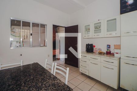 Casa à venda com 150m², 2 quartos e 1 vaga Casa à venda com 150m², 2 quartos e 1 vagaCozinha e Área de Serviço