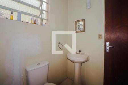 Casa à venda com 150m², 2 quartos e 1 vaga Casa à venda com 150m², 2 quartos e 1 vagaBanheiro Social