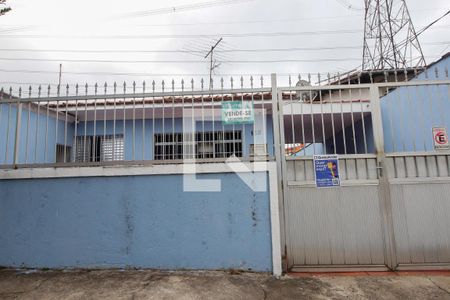 Casa para alugar com 250m², 3 quartos e 6 vagasPlaca
